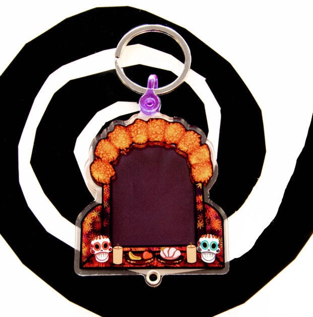 Memorial Shrine Photo Shaker